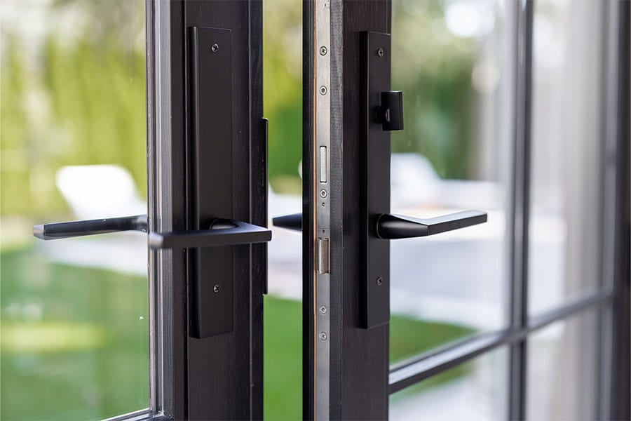 How to choose door hardware