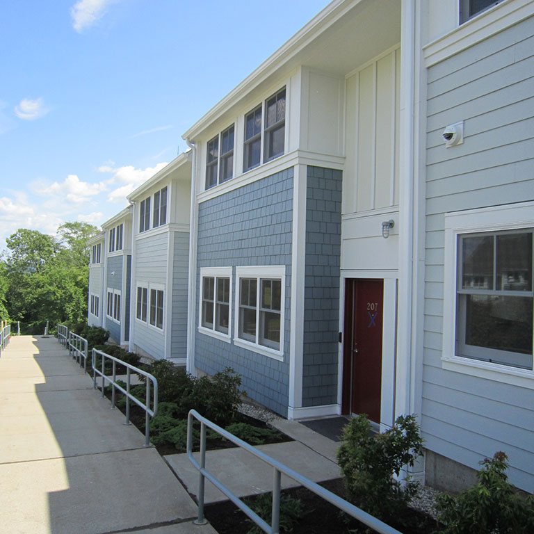Roger Williams University Multi-family Andersen Project Showcase